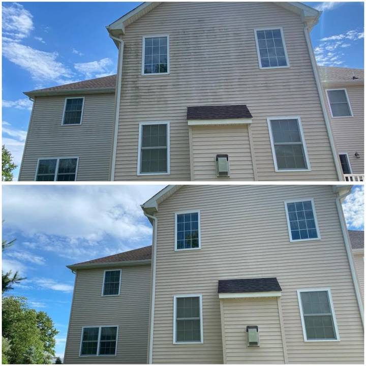 SECOND PHOTO SMALL ON BOTTOM (1) SECOND PHOTO SMALL ON BOTTOM (1)