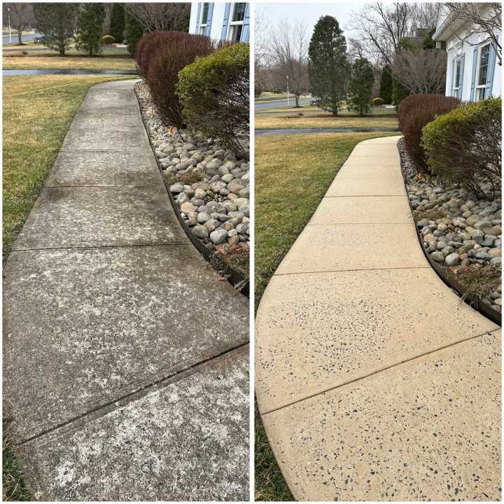 THIRD SMALL PHOTO (1)